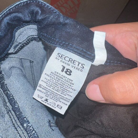 Secrets by David Vereo pants 18 - Picture 4 of 5